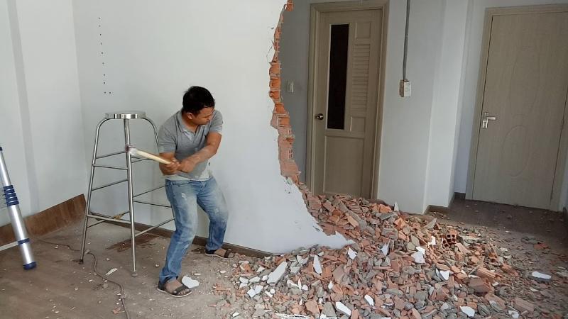 Tháo dỡ các phần thiết kế không cần